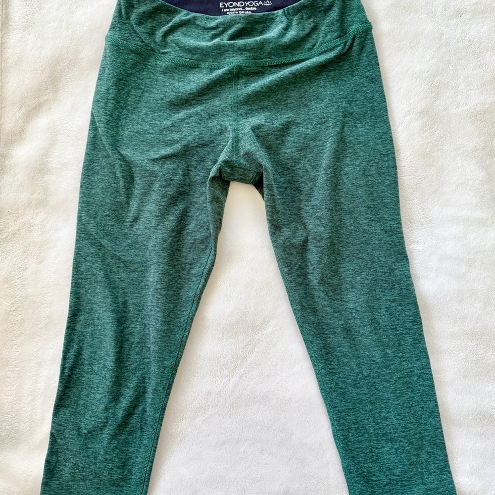 Beyond Yoga Women’s Capri Leggings